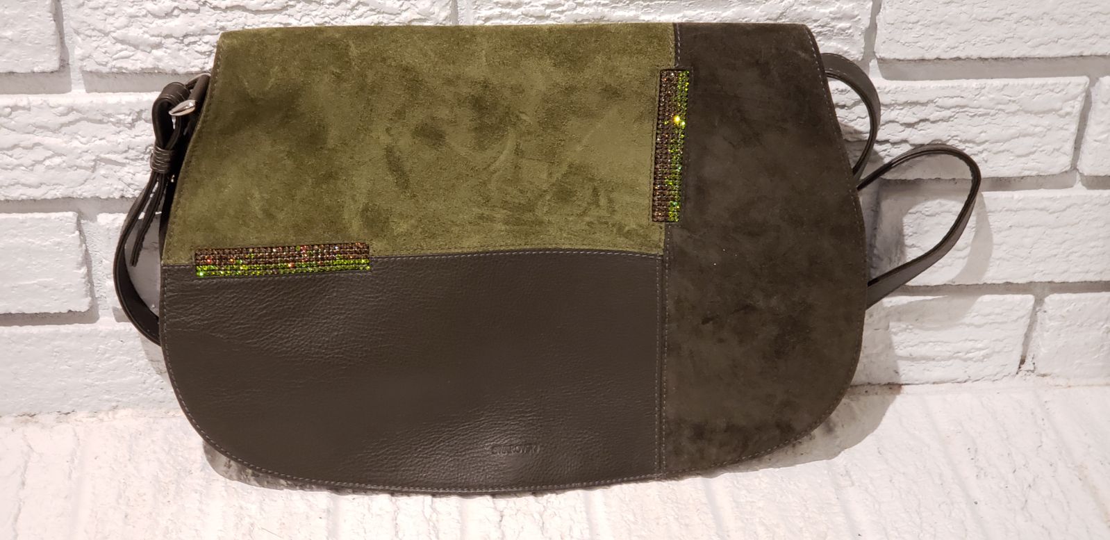 purses and handbags