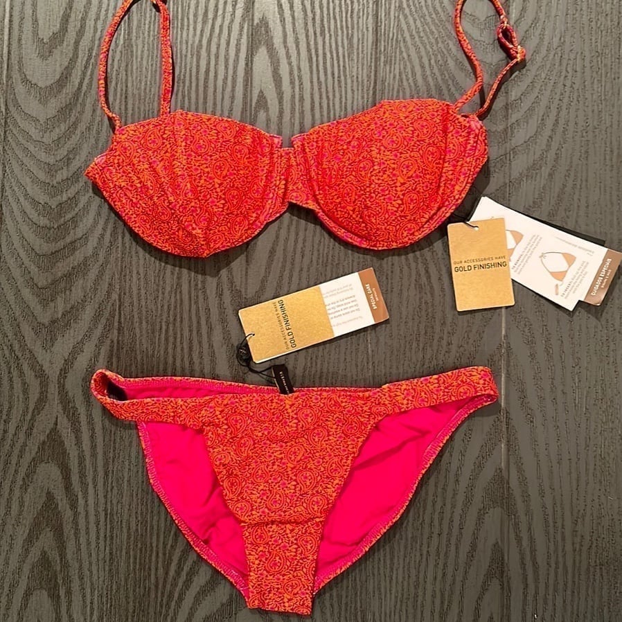 VIX Swim - “ DCUP” - New with tags