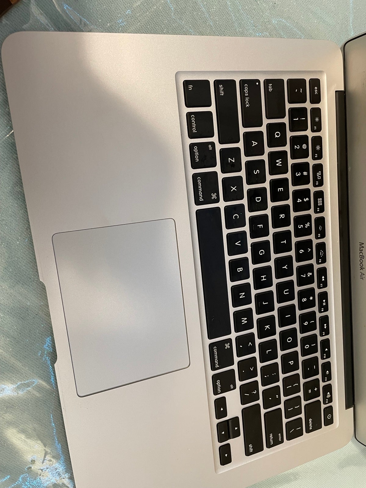 Apple Macbook Air 13in.