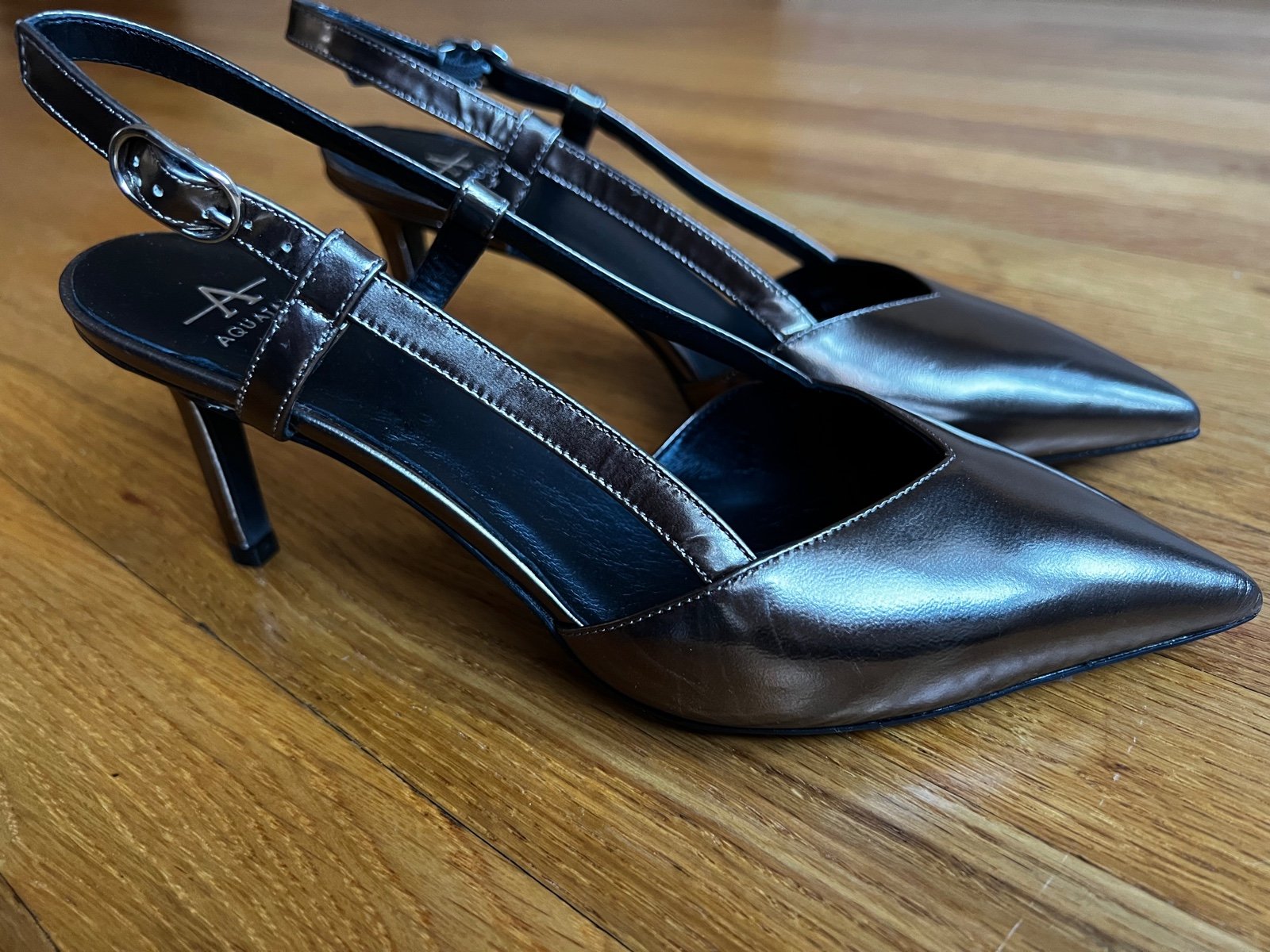 New Aquatalia metallic Leather Sling Back Pums
