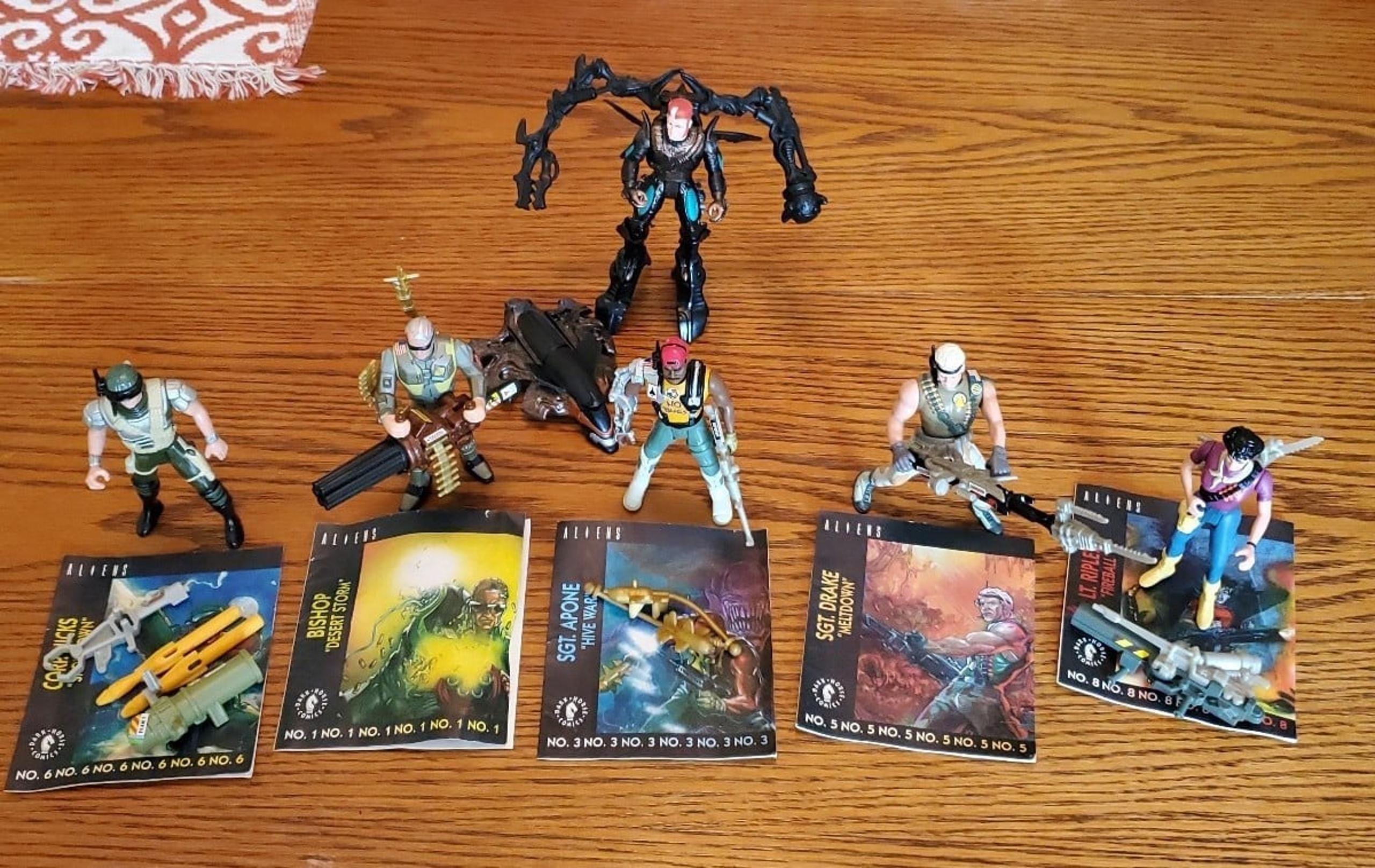 Vintage 1992 Kenner Aliens Space Marines Lot of 6 Figures