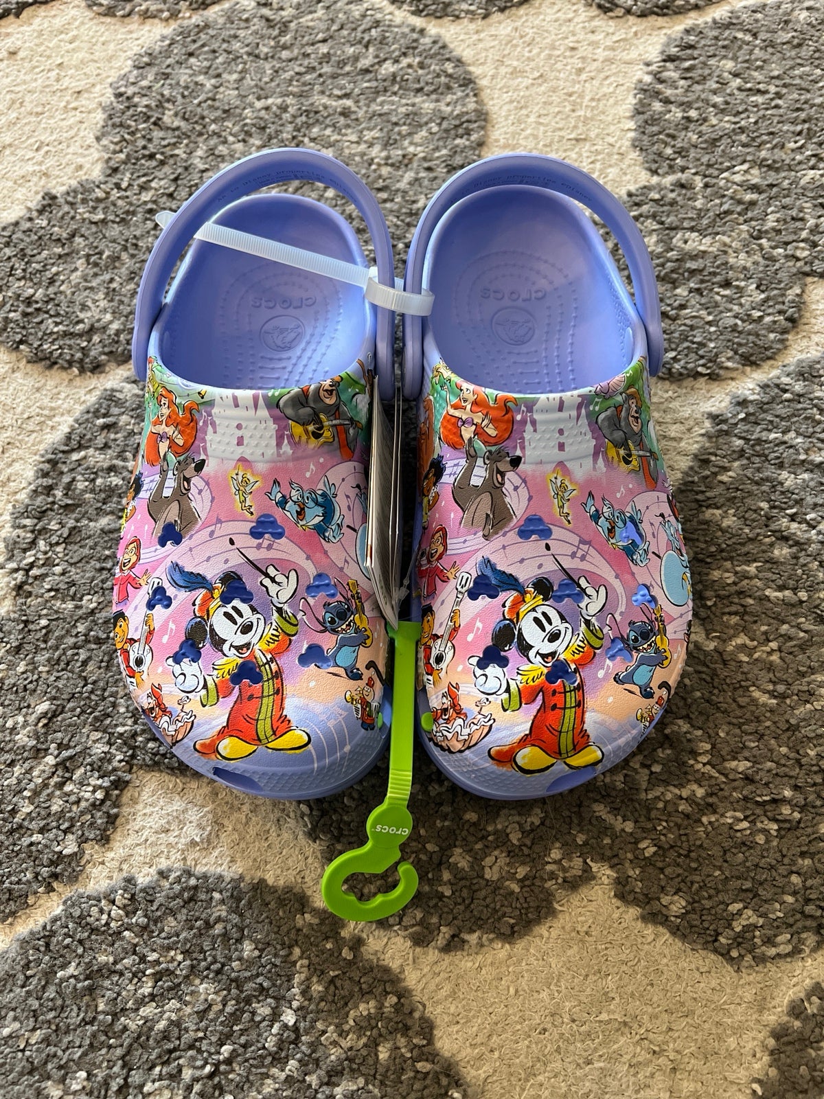 Disneyland crocs size 9