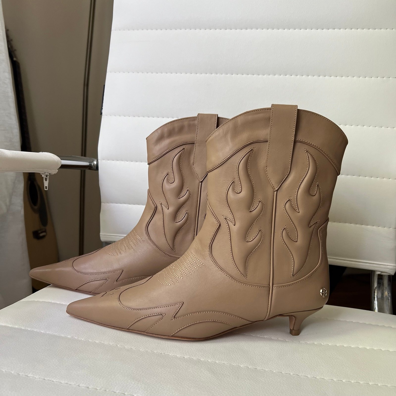 anine bing rae boots beige size 37