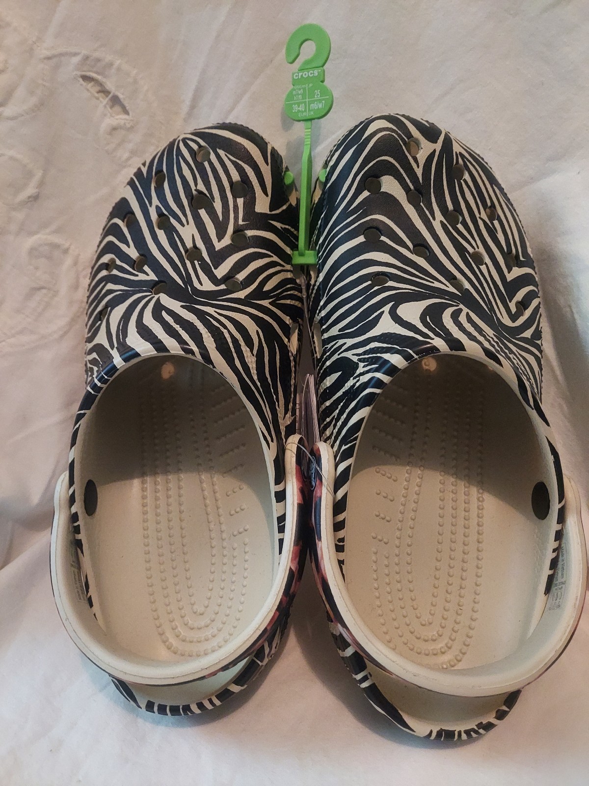 Crocs Classic Animal Remix Clog 207840-2Y9 Bone/Multi Animal Size 9W / 7M - NWT