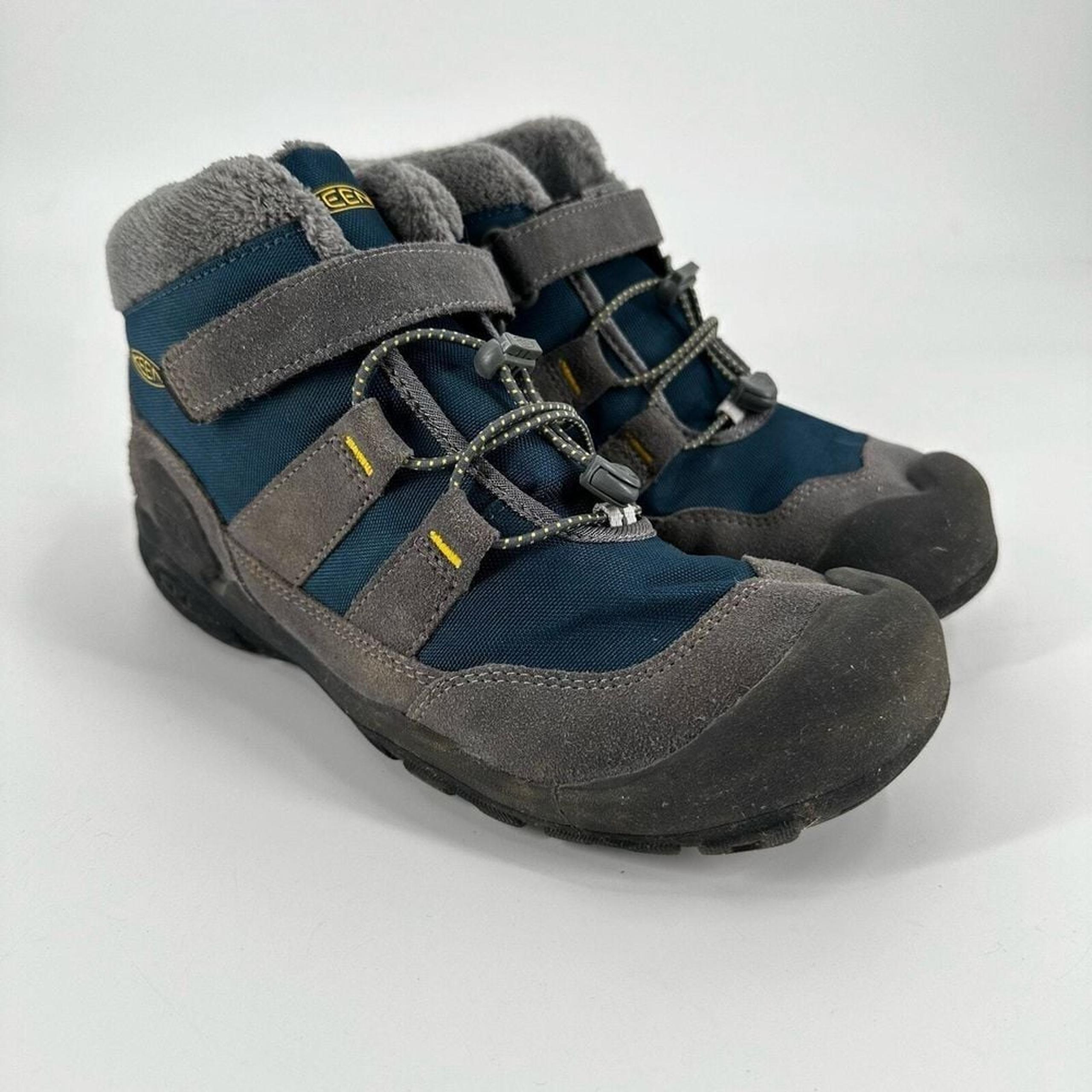 KEEN Knotch Chukka Snow Boots 7Y 8.5 Women's Insulated Thermal Suede Hiking Boot