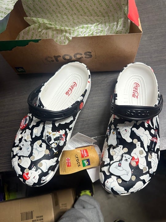 Crocs Classic Men’s Size 11 Coca-Cola (209314-100) Clogs New Black /White