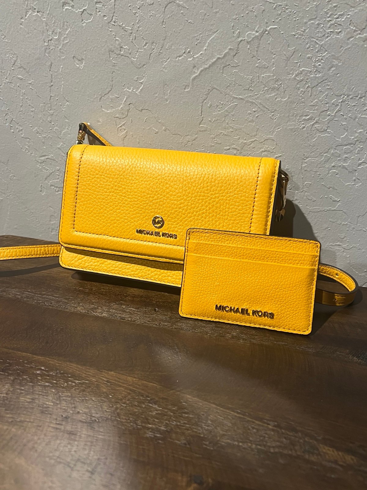 Michael Kors Crossbody Purse & Card Holder