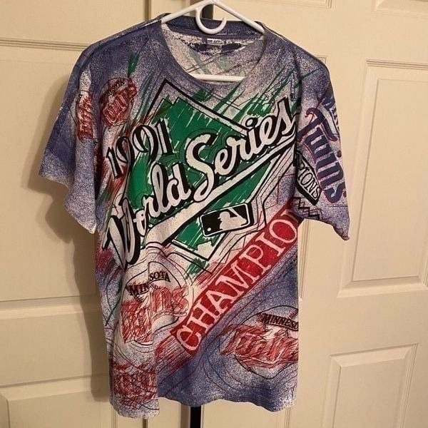 Men's Vintage Minnesota Twins Graffiti All Over Print Baseball T-Shirt Blue XL