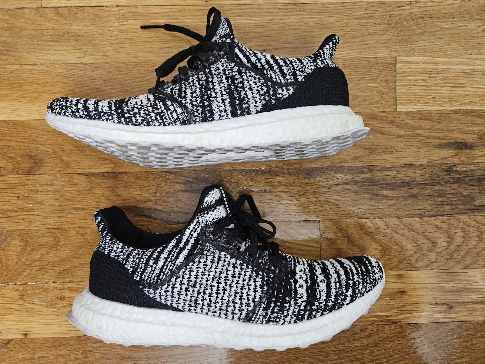 Size 8 Men's - Adidas Ultra Boost m vs MI