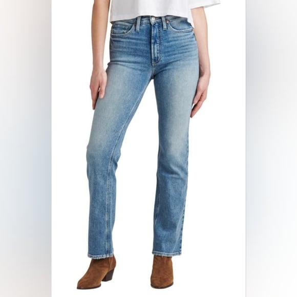 Silver Jeans Vintage High Rise Bootcut Jeans. Size 30/33