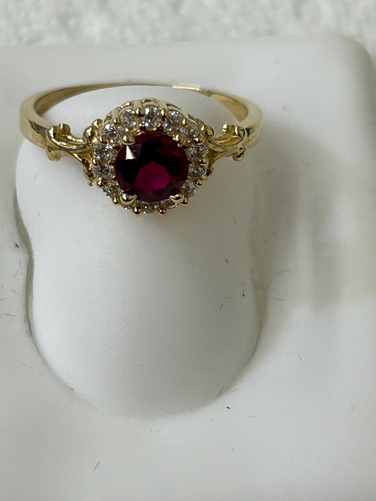 10k yellow gold ring