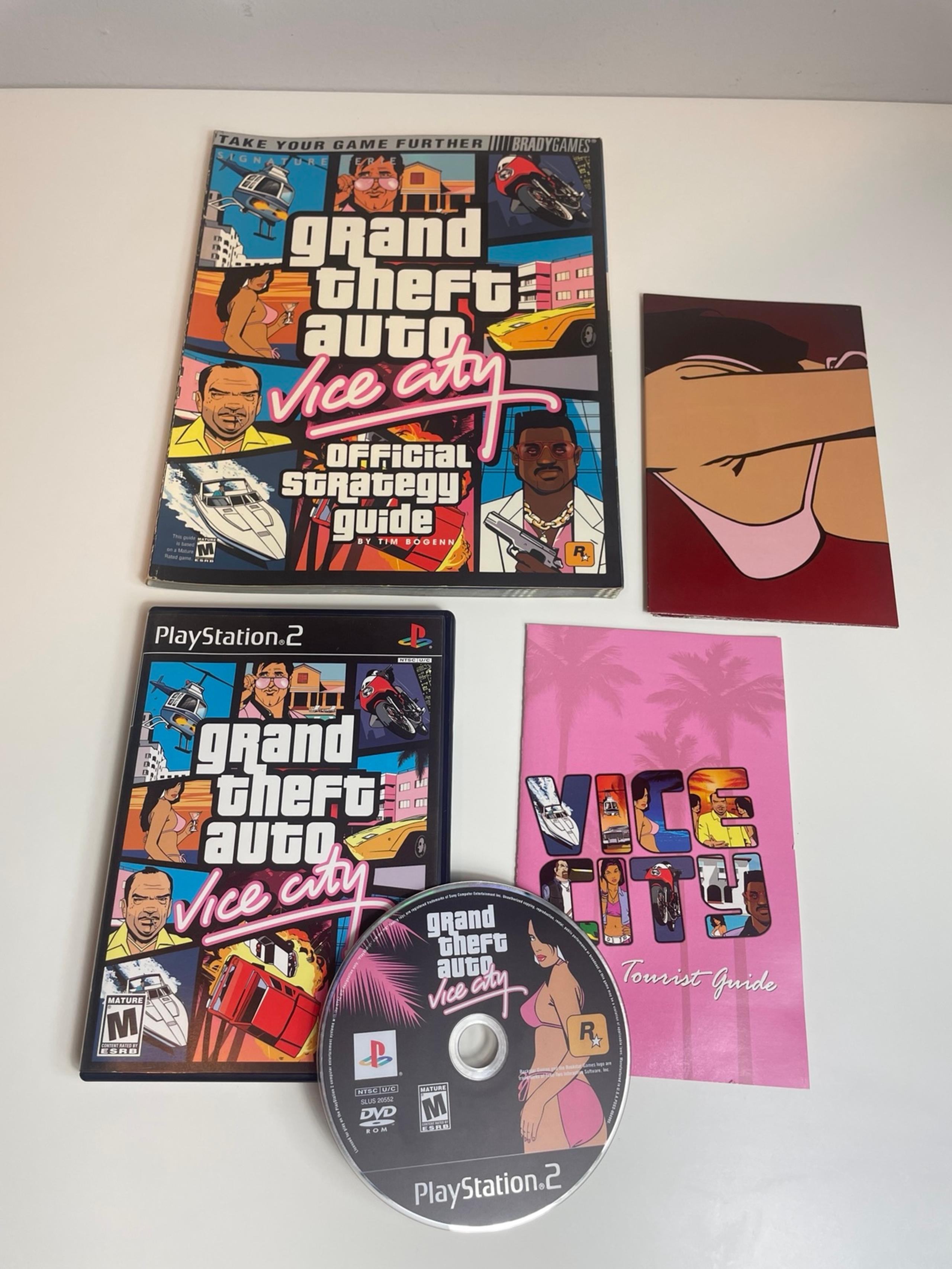 Grand Theft Auto Vice City PS2 PlayStation 2 CIB Mint w Strategy Guide Poster