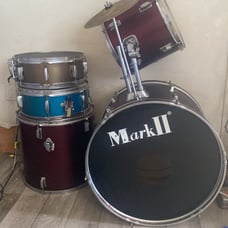 Drum set