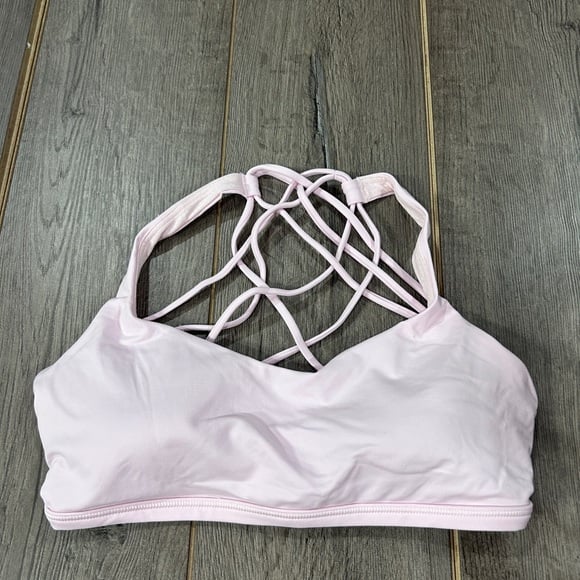 Lululemon Free To Be Bra