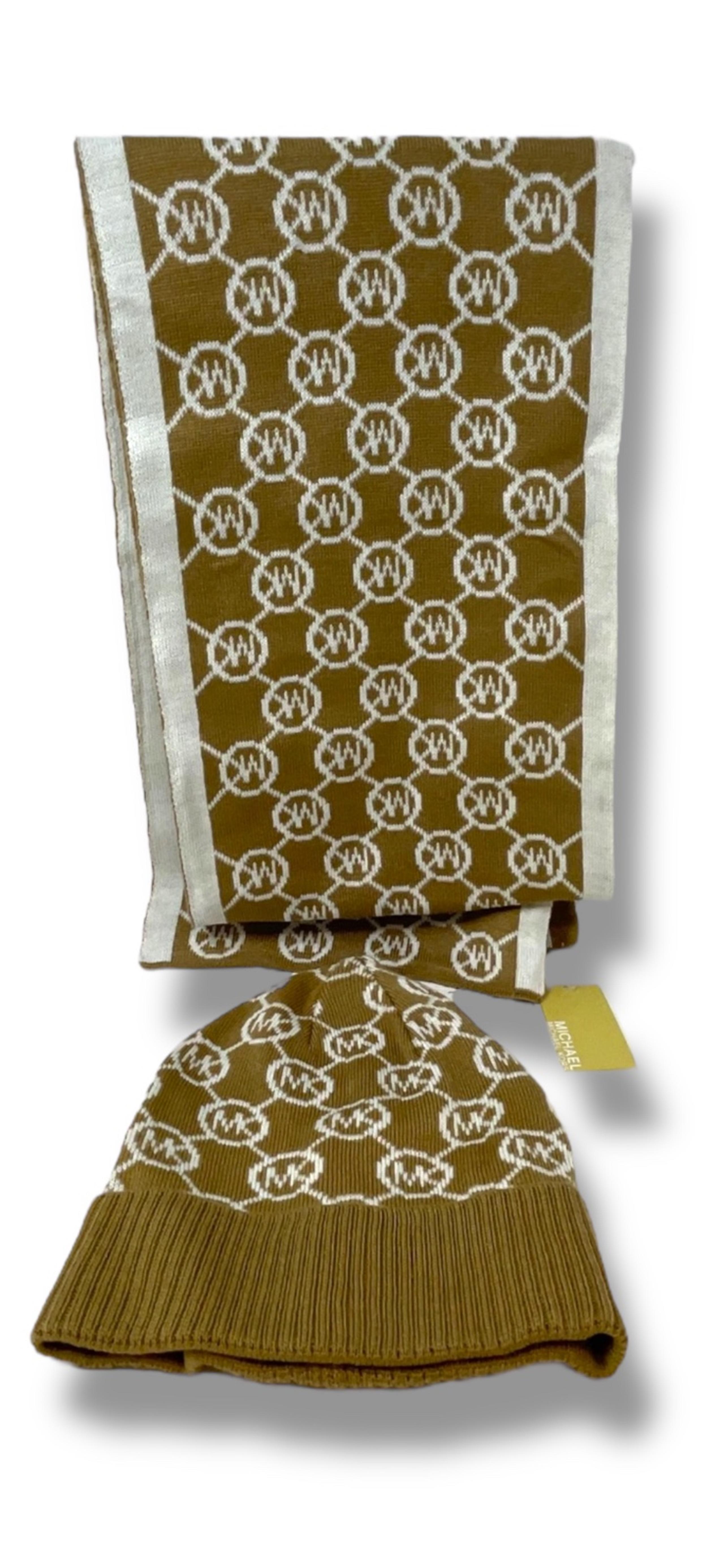 Michale Kors Women’s Hat & Scarf Gift Set