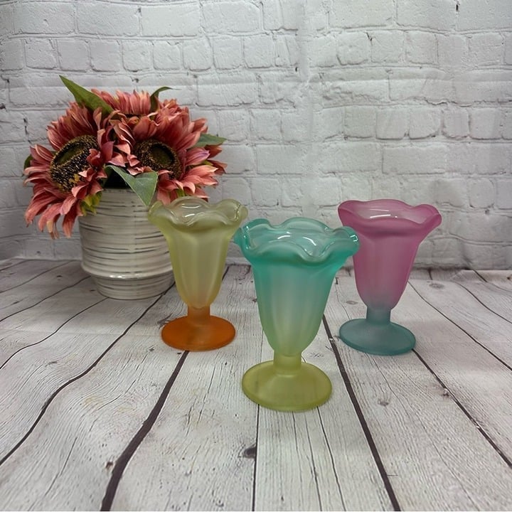 vintage Libbey ka-dinks set of 3 frosted parfait tulip pastel sundae cups MCM