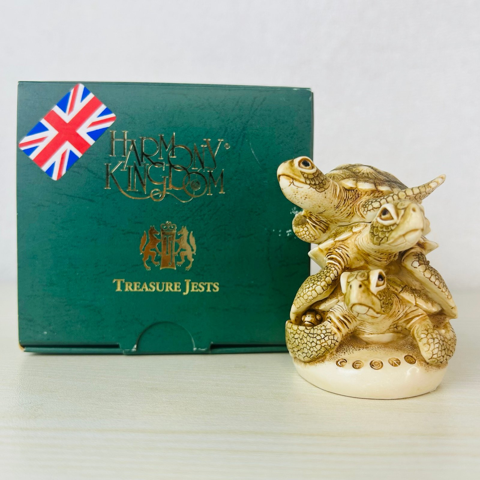 Harmony Kingdom Seaside Rendezvous V1 Sea Turtles UK Made Box Figurine