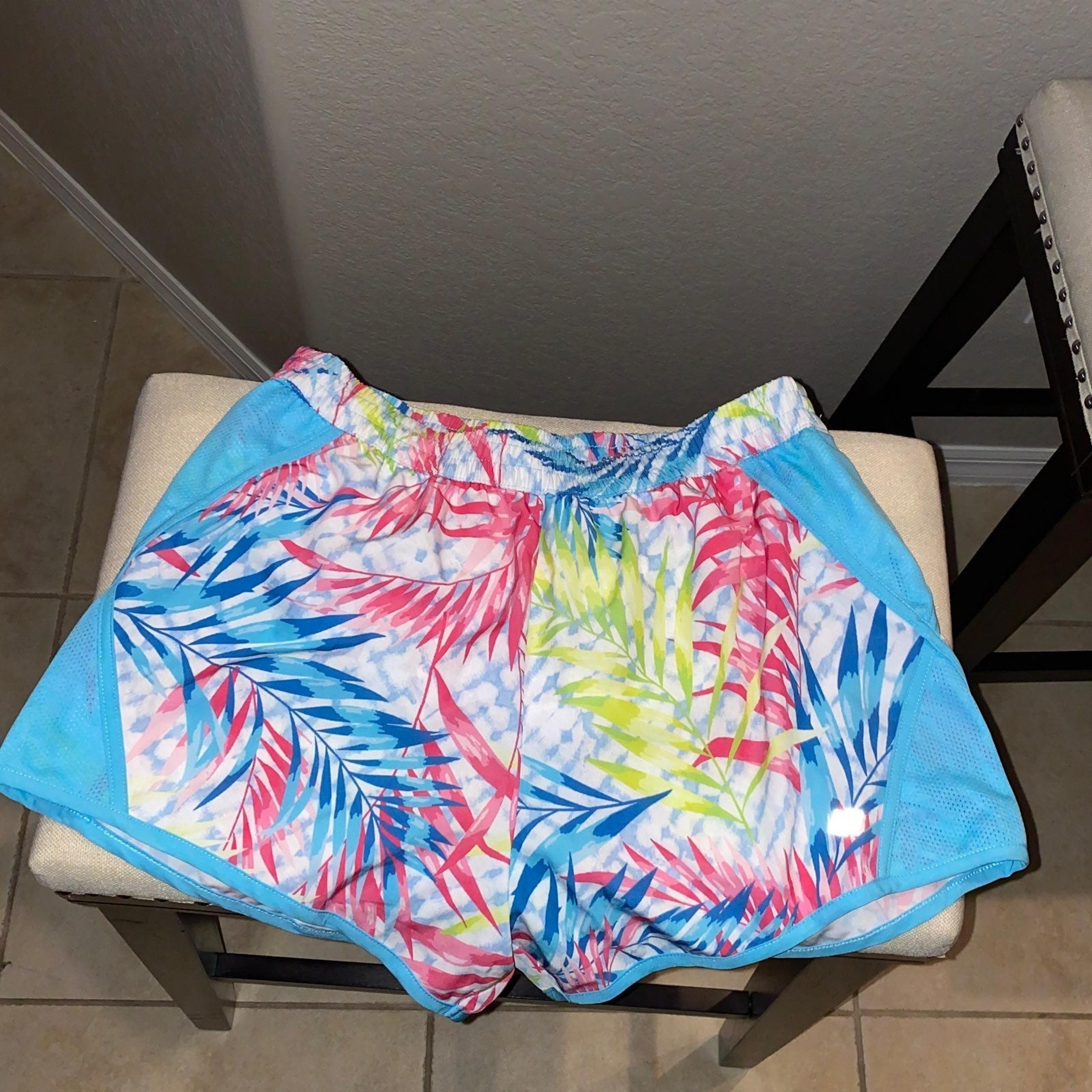 Athletic womens Shorts