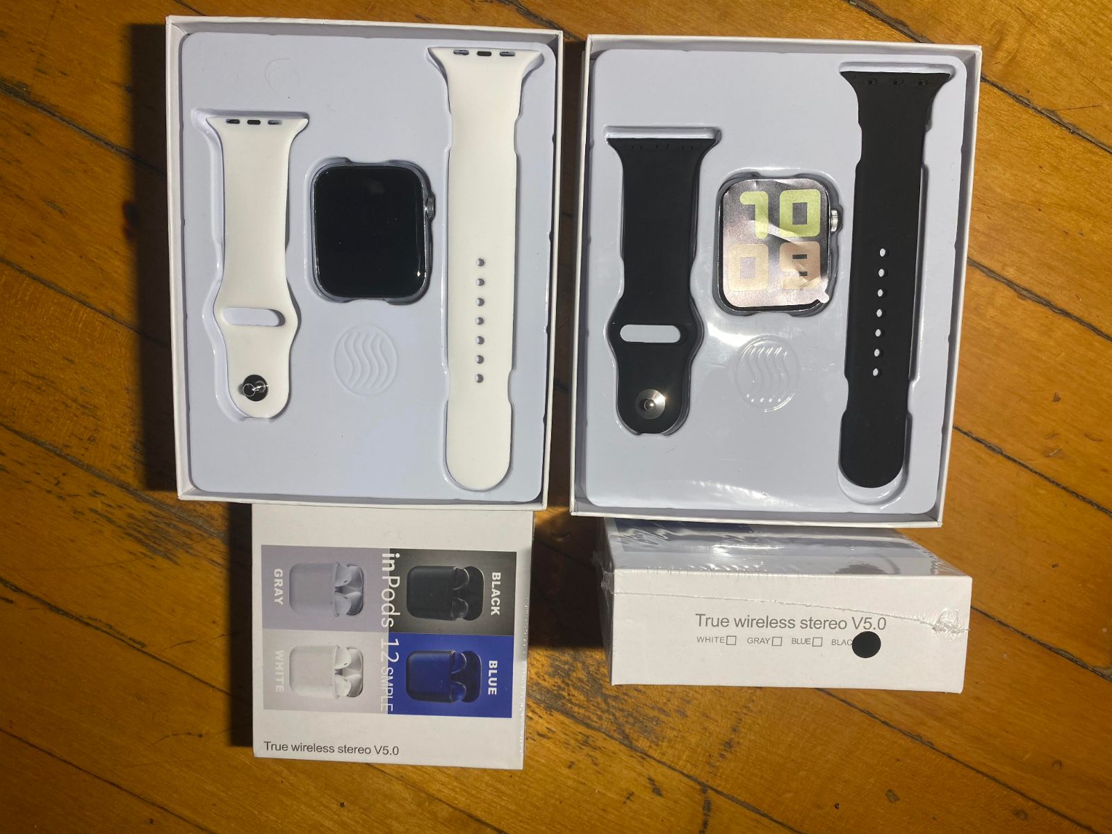 Bundle 2 Smartwatchs + 2 Inpods