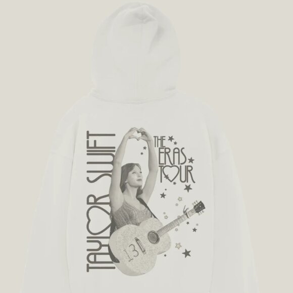 NWT Taylor Swift The Eras Tour Heart Photo Hoodie – Large