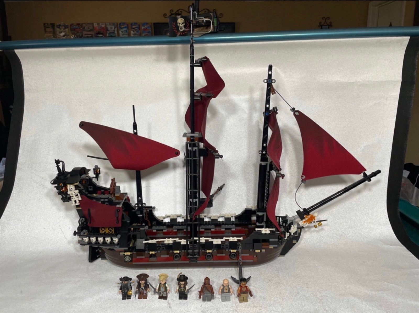 Lego Pirates of the Caribbean 4195: Queen Anne's Revenge
