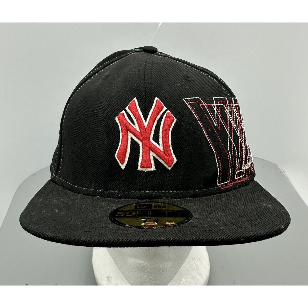 Vintage New Era 59fifty MLB New York Yankees AOP Black Red Fitted Hat 7 3/4
