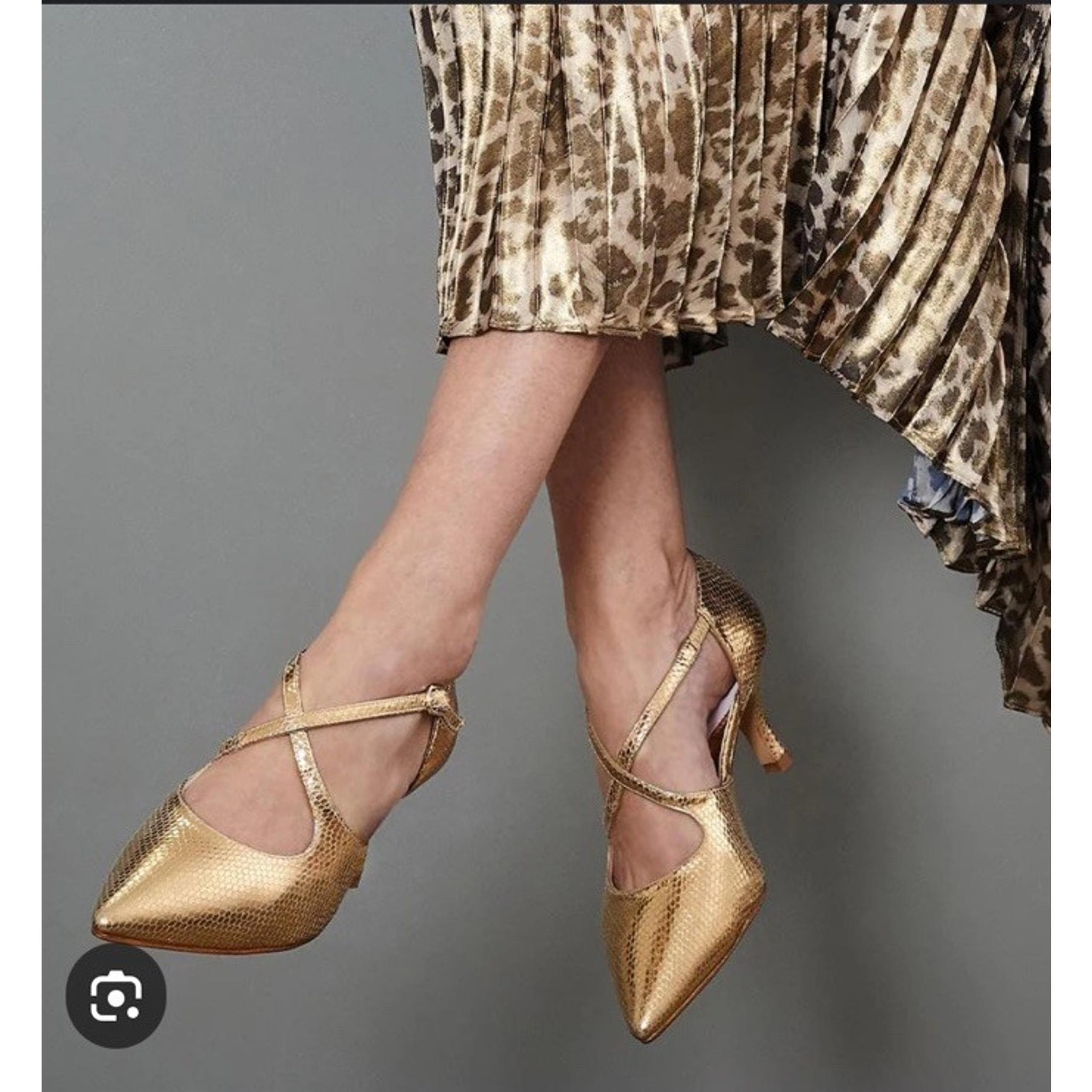 Sole Bliss Cecilia Gold Snake Leather Heels Womens Sz 11 US 42 New NIB $315