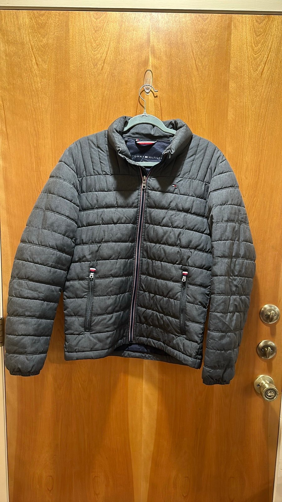 Tommy Hilfiger puffer size small