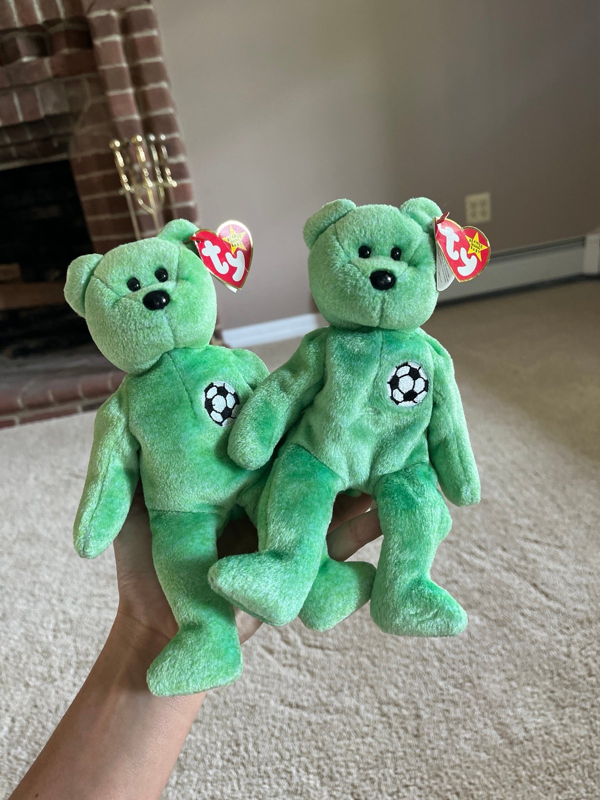 PAIR of Ty Beanie Babies Kicks The Soccer Bear
