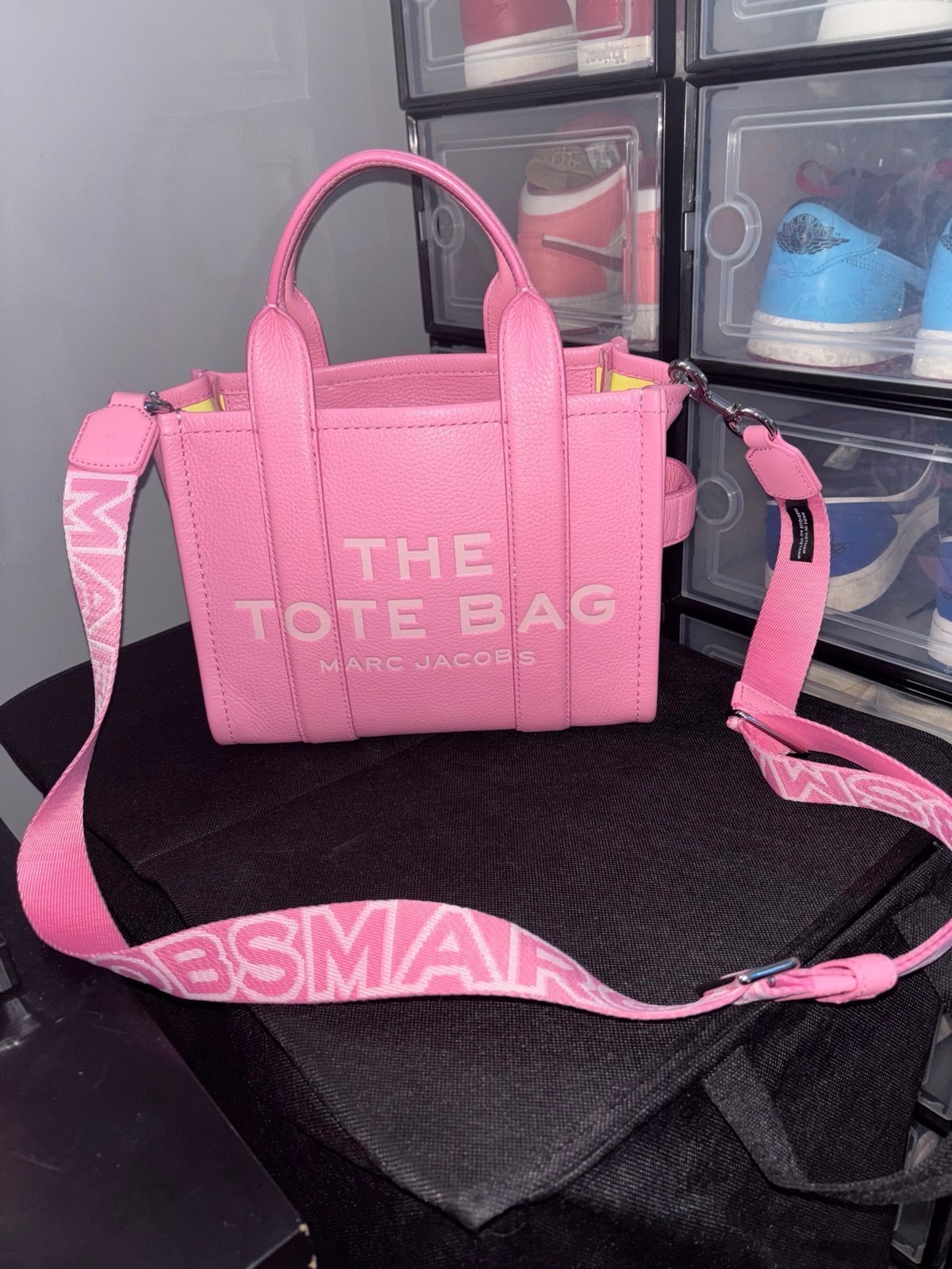 MARC JACOBS leather tote bags