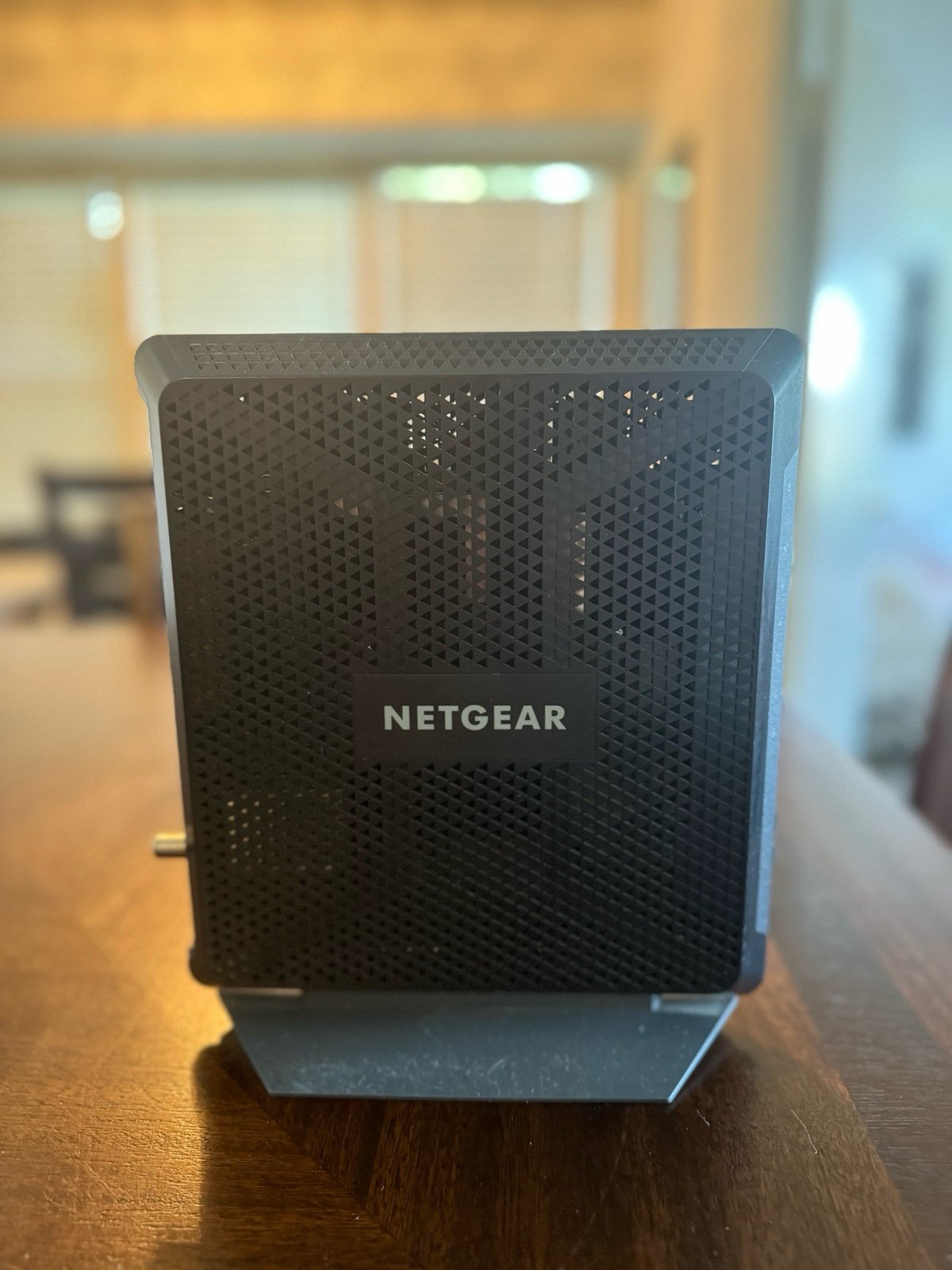 NETGEAR ROUTER C7000v2