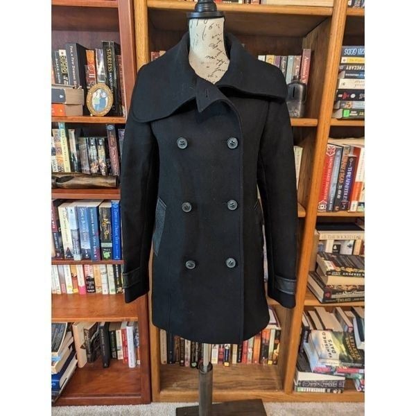 mackage black double breasted peacoat with lambskin leather accents sz xs