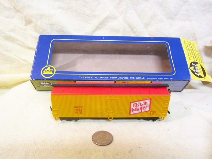VTG AHM HO SCALE, PRIVATE OWNER REEFER, OSCAR MAYER, OMTX5003