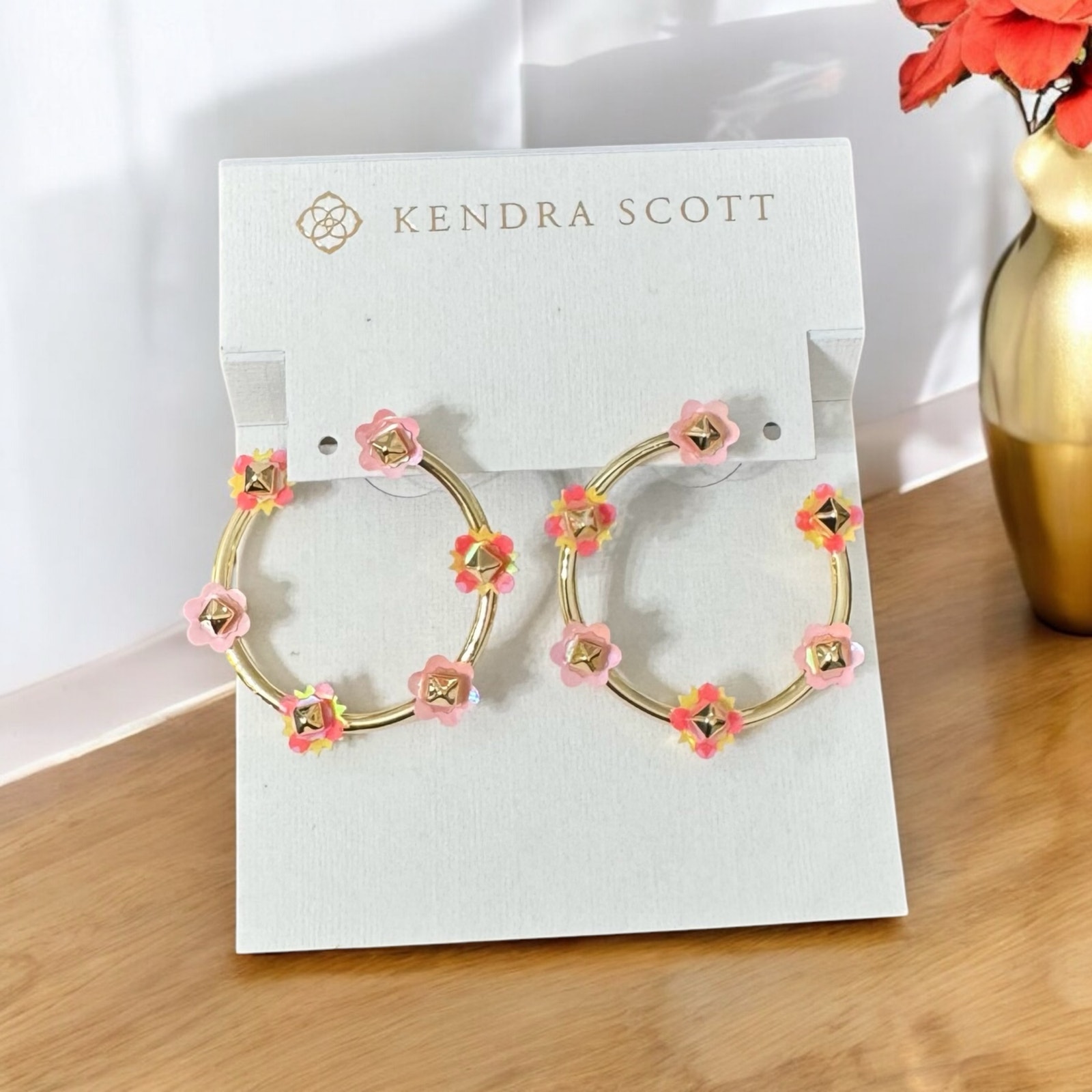NWT! Kendra Scott Deliah Gold Open Frame Hoops in Pink Mix