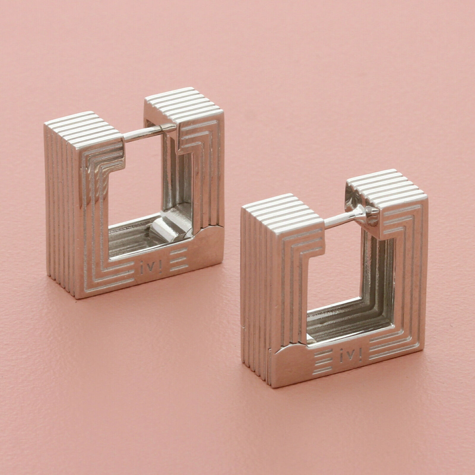 ⚡️clearance⚡️ ivi los angeles sterling silver small aurelia square hoop earrings