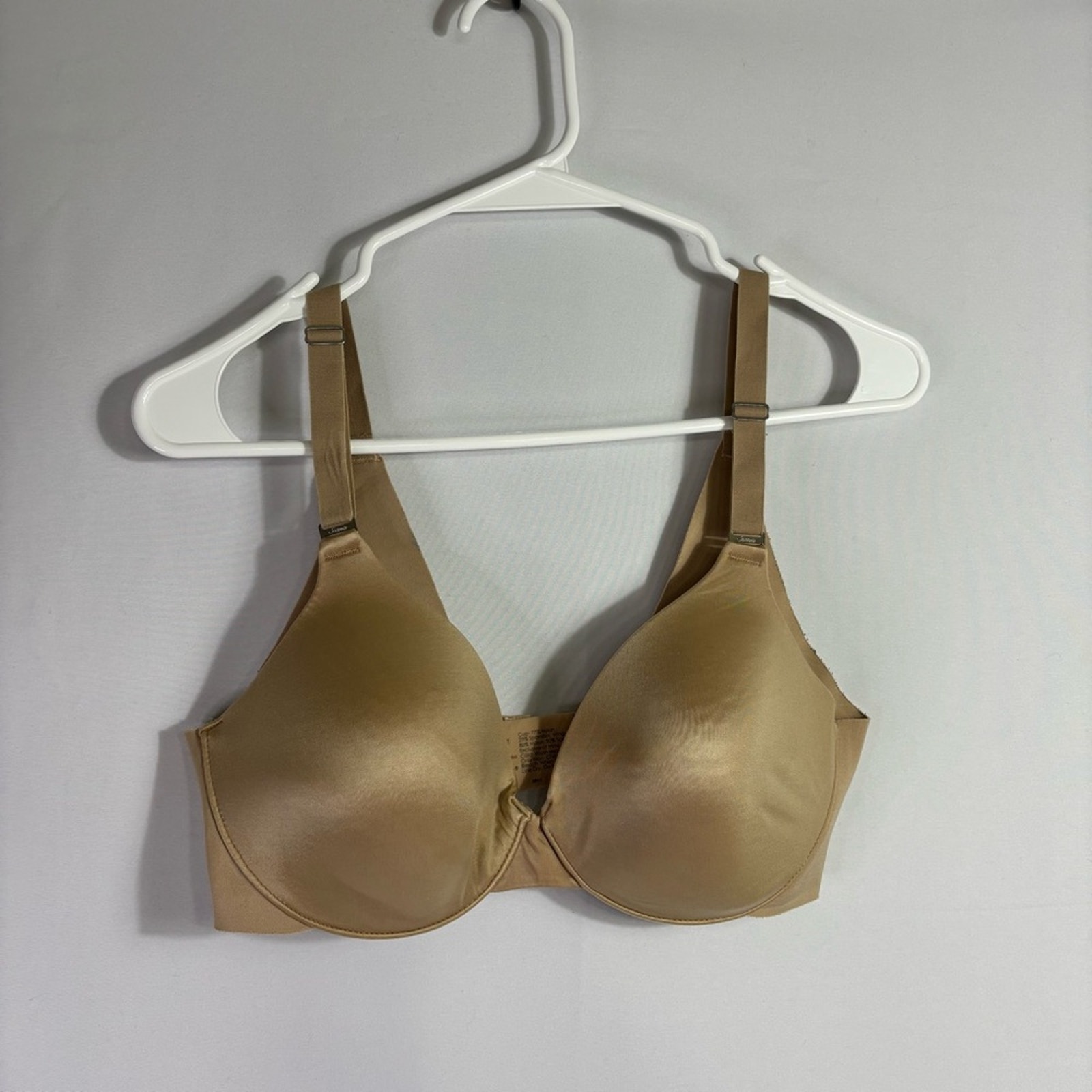 Soma Tan Bra with Molded Cups and Adjustable Straps Size 36C