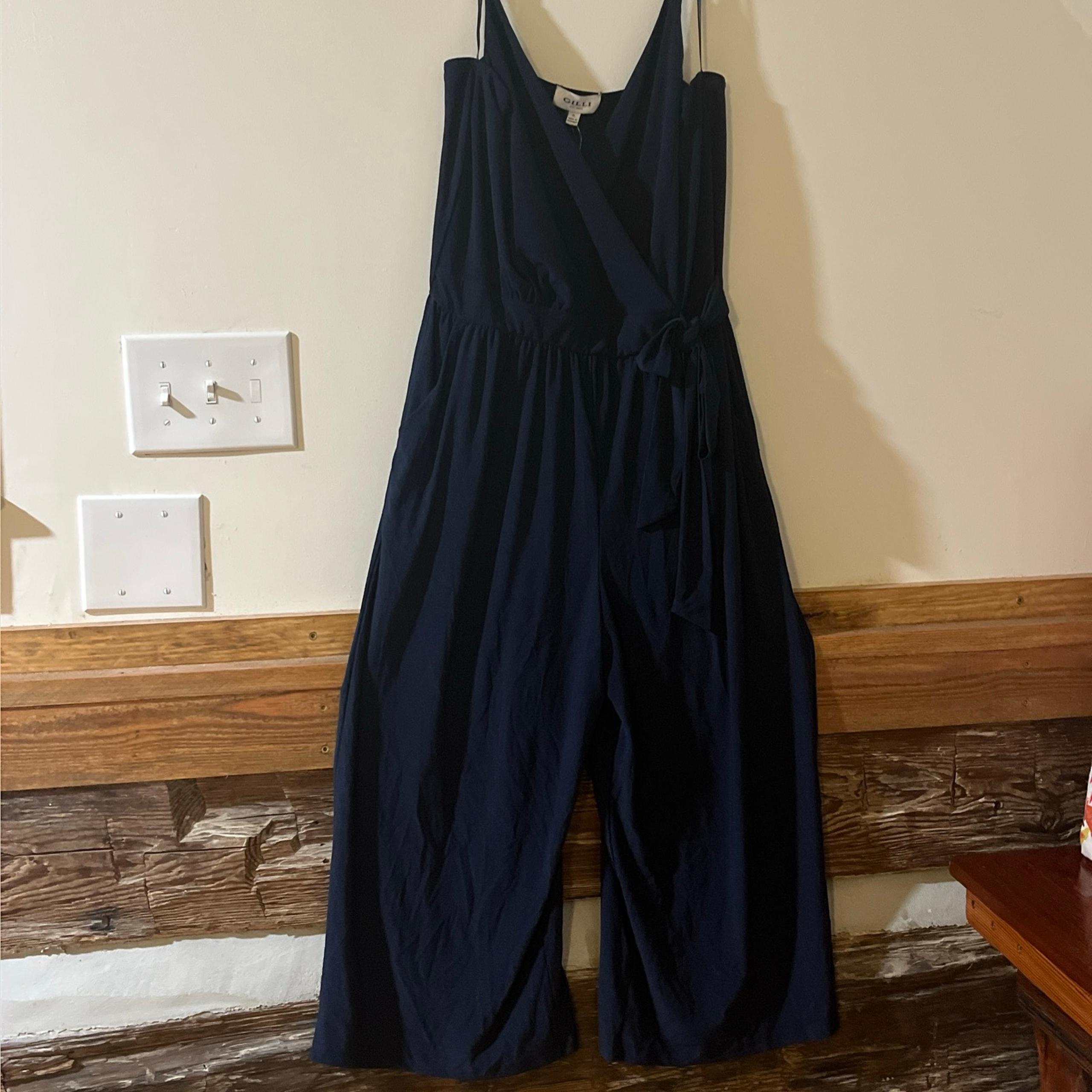 Gilli Navy Jumpsuit With Bow Tie  Cinched Waist Size XL Boho, Classic, Stretch