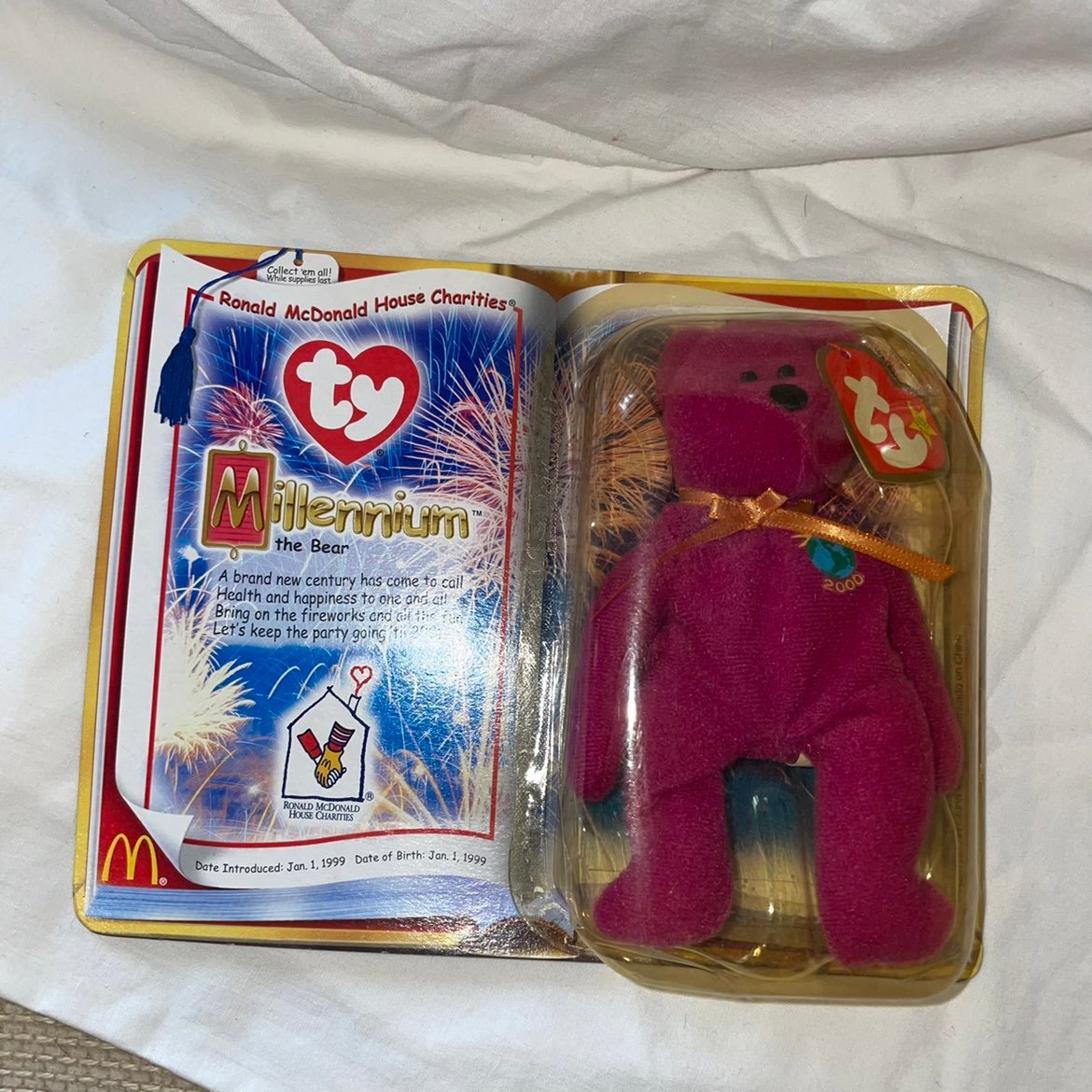 Ty Beanie Babies Millennium The Bear