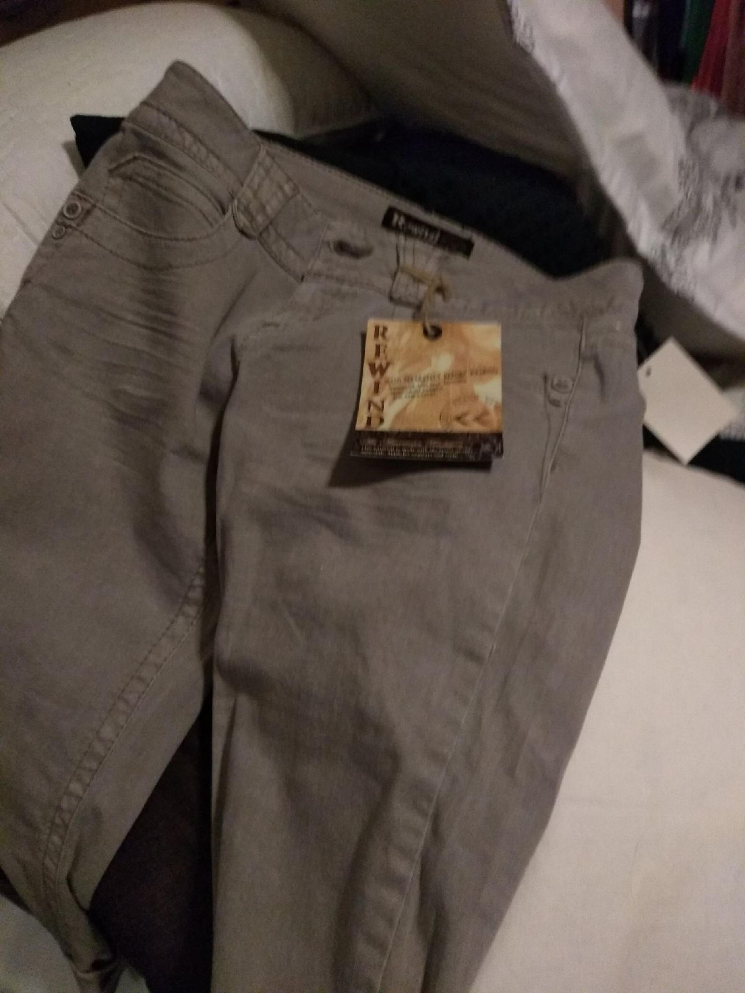 womens capris