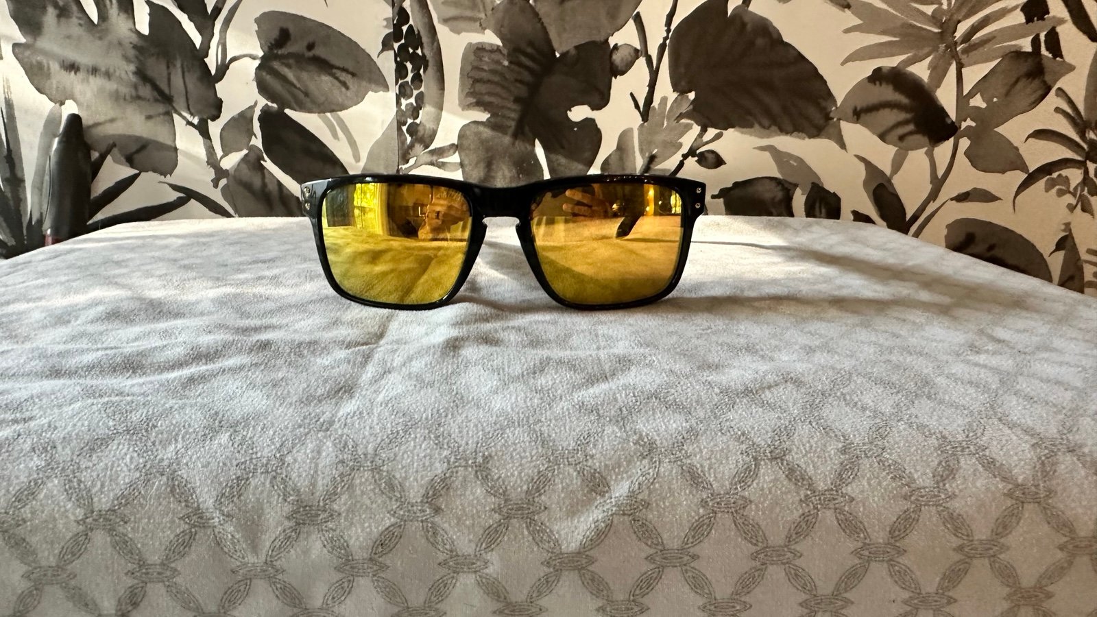 Oakley Holbrook Shaun White Polished Black w/24K Gold