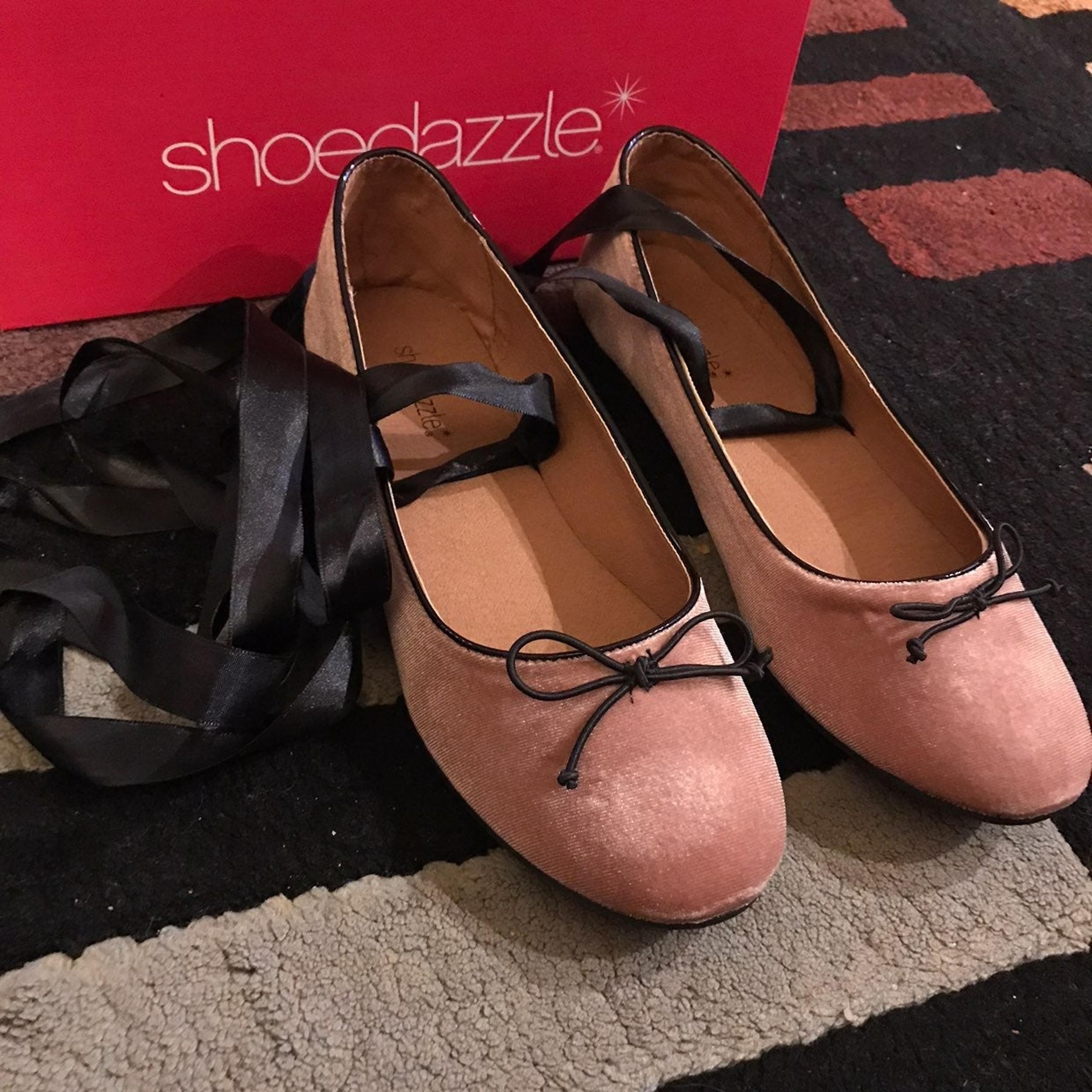 Shoe Dazzle Velvet Ballet Flats NWT