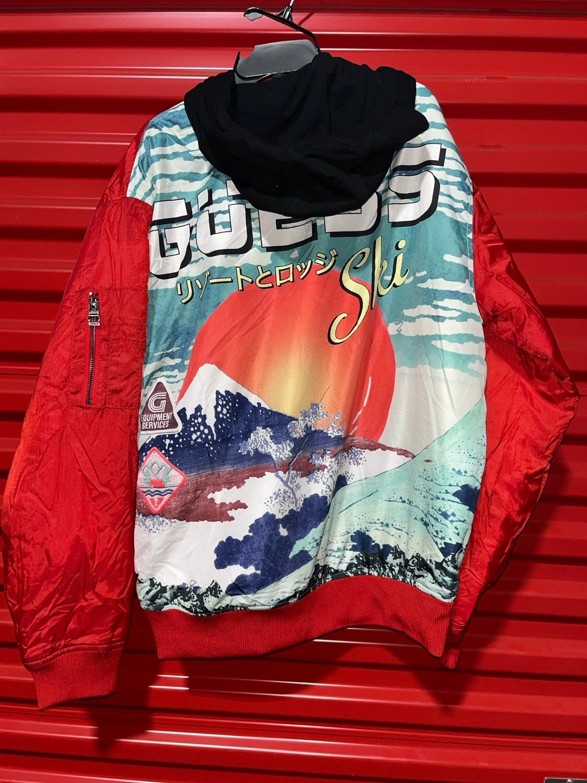 GUESS puffer coat