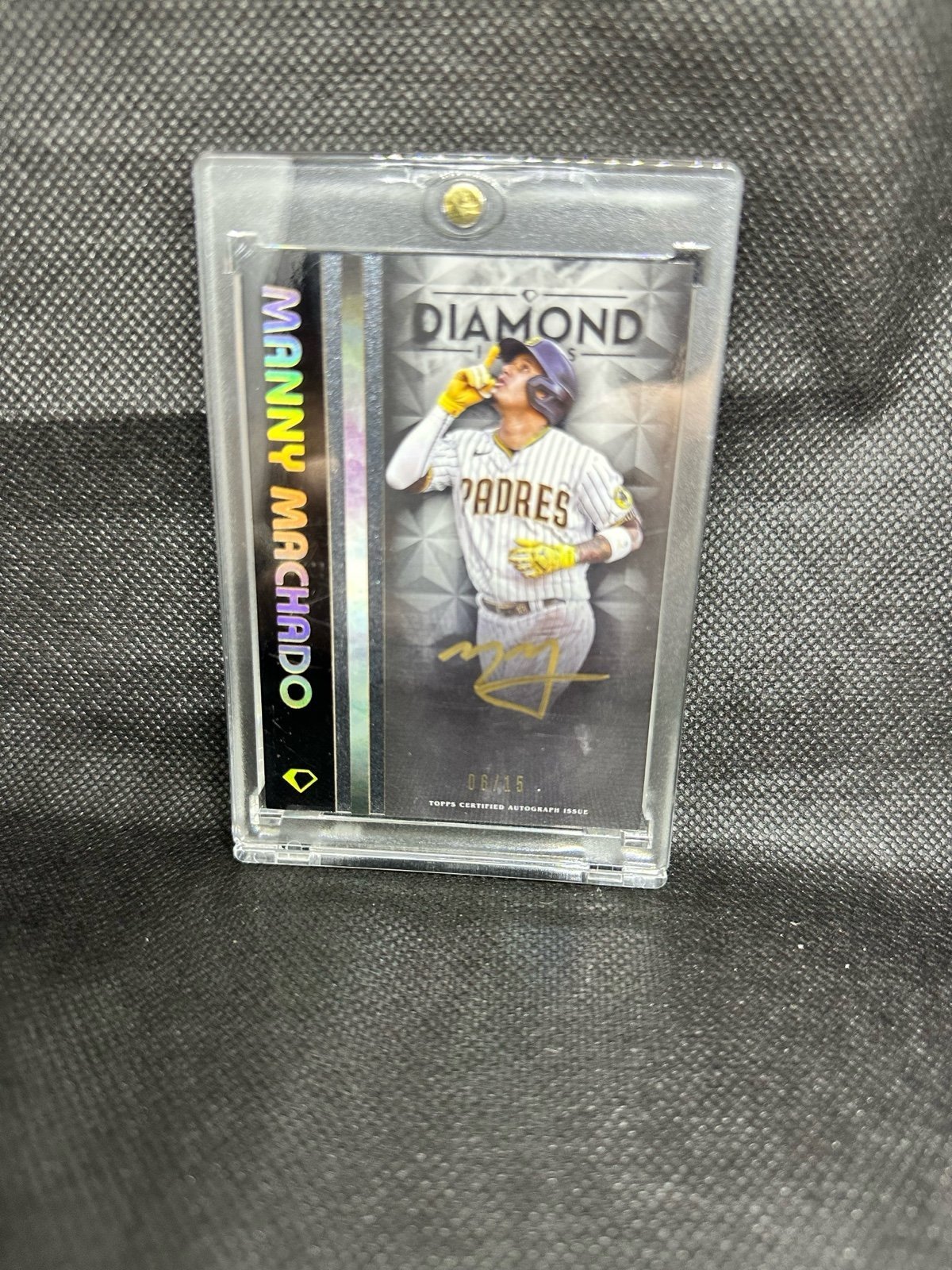 2023 Topps Diamond Icons MANNY MACHADO Auto 6/15 Gold Auto Ink
