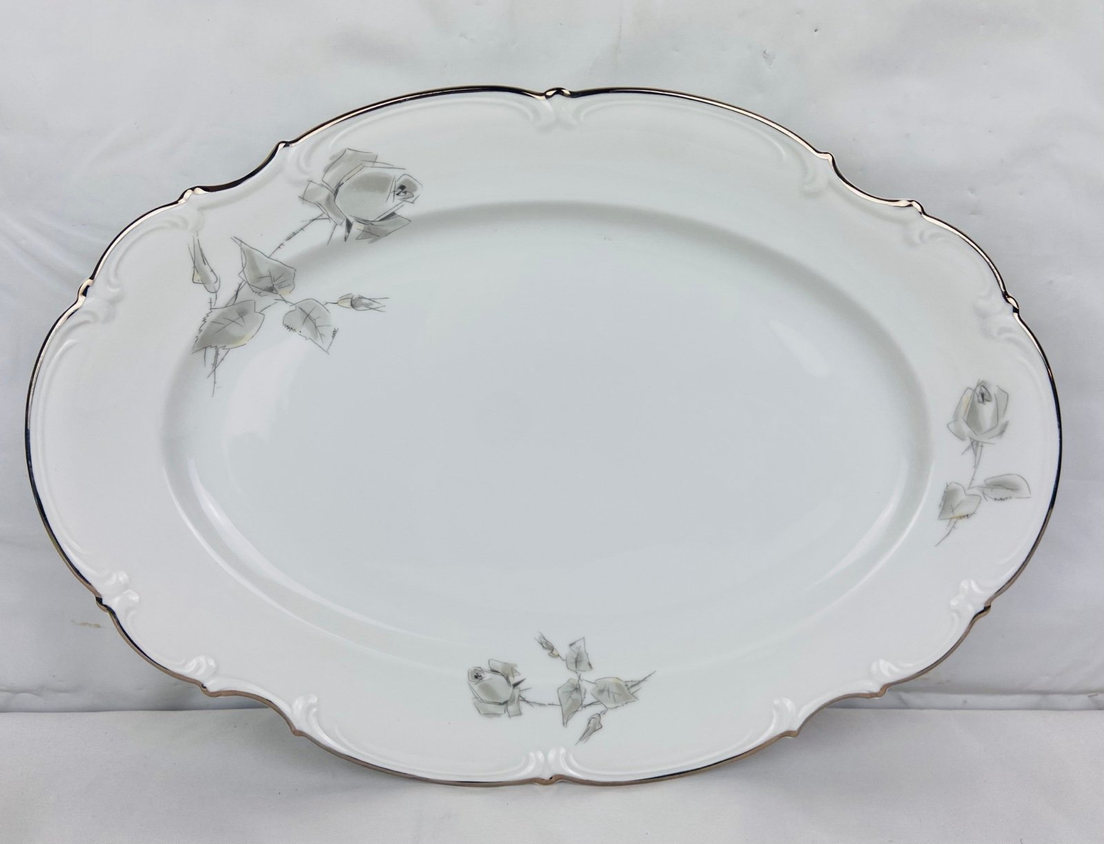 Hutschenreuther Selb SYLVIA GRAY ROSE Platinum Serving Platter Bavaria/Germany