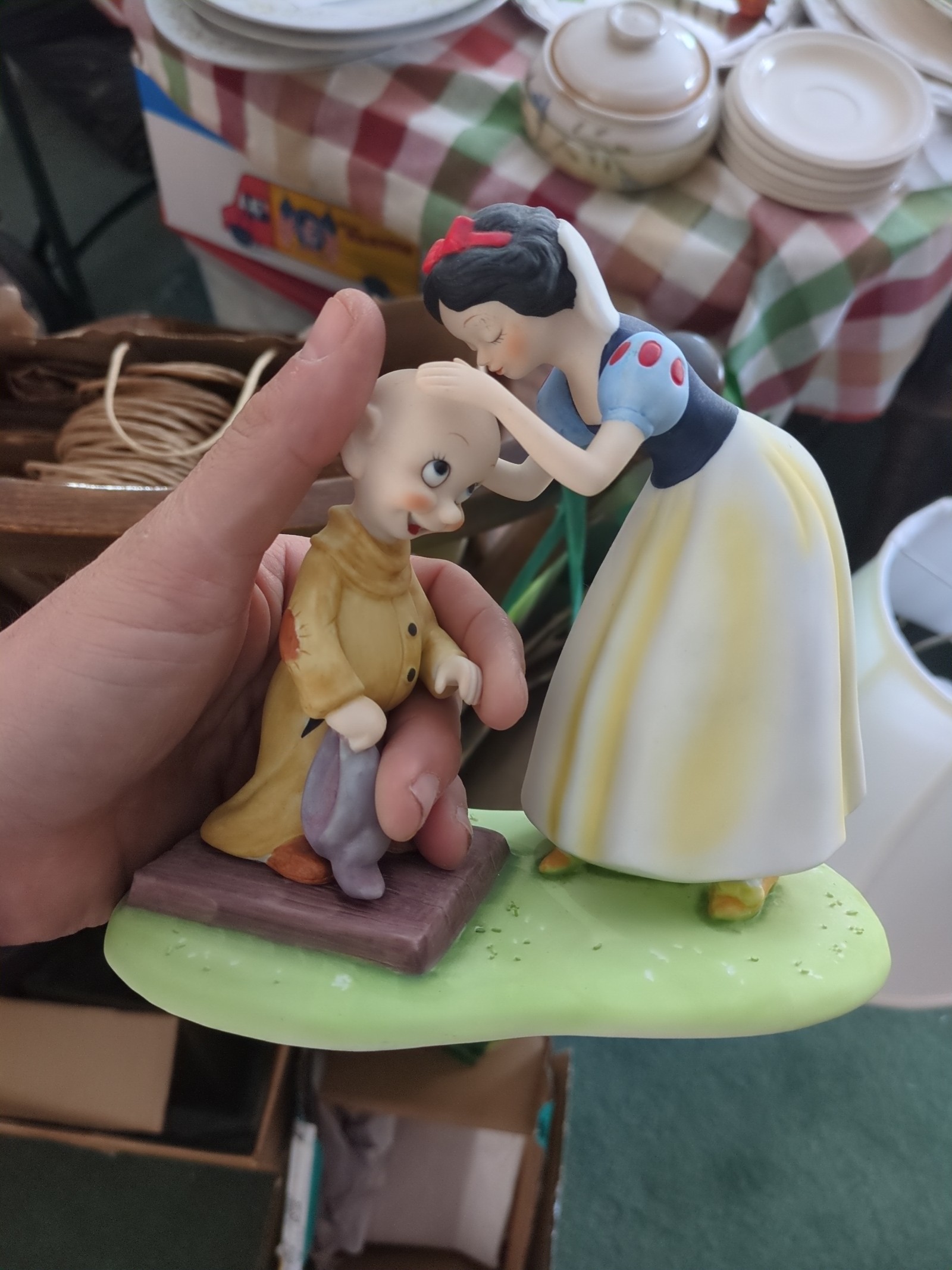 Disney Snow White and Dopey Statue