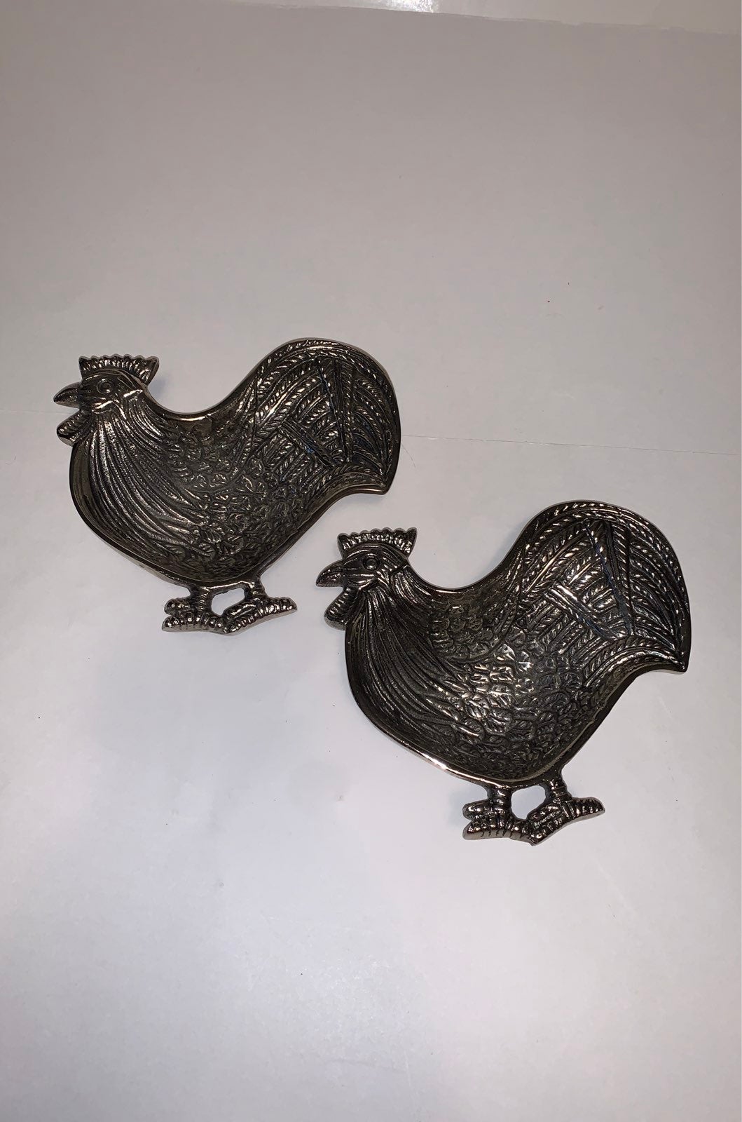 New Cracker Barrel Small Metal Rooster Bowls