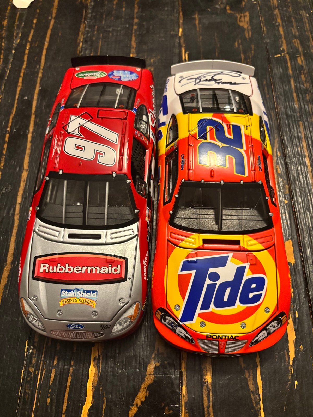 NASCARr diecast lot Ricky craven Kurt Busch Darlington 1/24