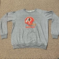 NEW Washington redskins crew neck sweatshirt