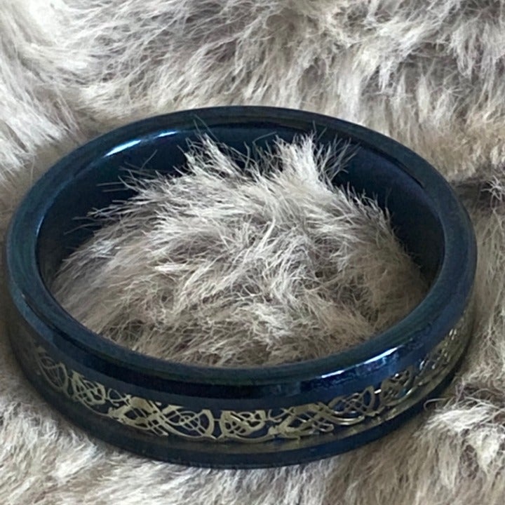 Mens Two-Tone Tungsten Carbide Celtic Dragon Wedding Band Size 12