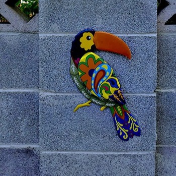 Large Metal Hornbill Wall Decor, Vivid Colorful Bird Art Wall Hanging